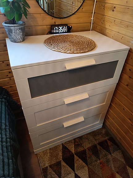 Ikea brimnes lipasto