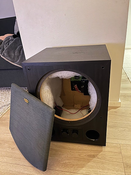 12” subwoofer kotelo vahvistimella