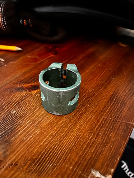 Blunt clamppi overside