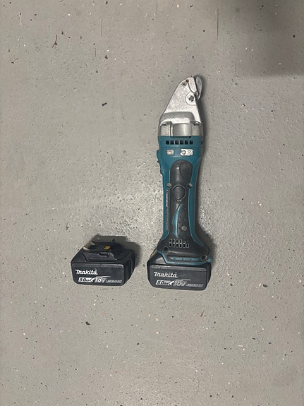 Makita DJS161 18V akku peltileikkuri