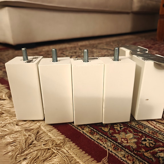 Kalustejalat 4 + 2