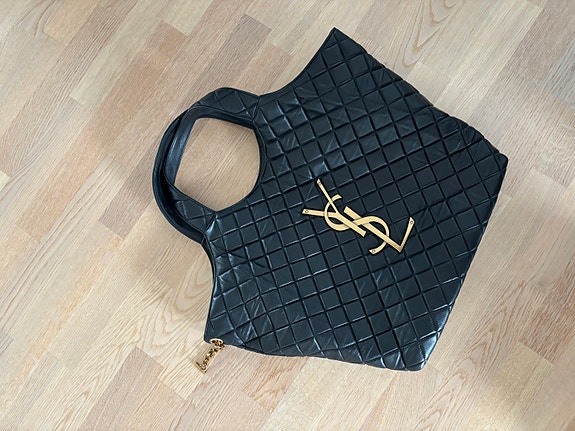 Shopper / käsilaukku