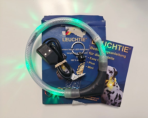 Valopanta Koiralle / Leuchtie Easy Charge LED sis.Magnetic Sensor 47,5cm