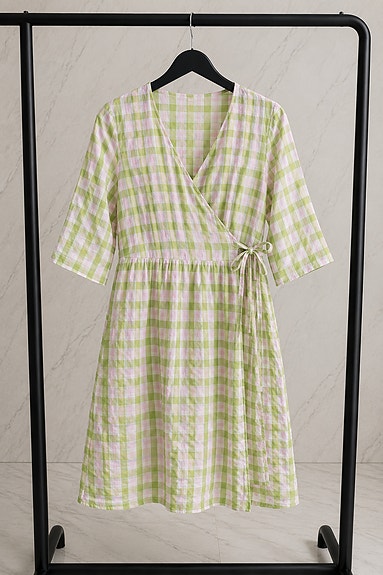 Asos ruudullinen mekko 38