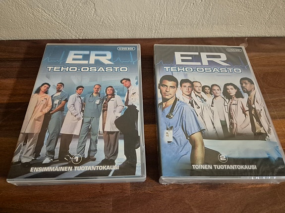 ER / Teho-osasto kaudet 1 ja 2 DVD