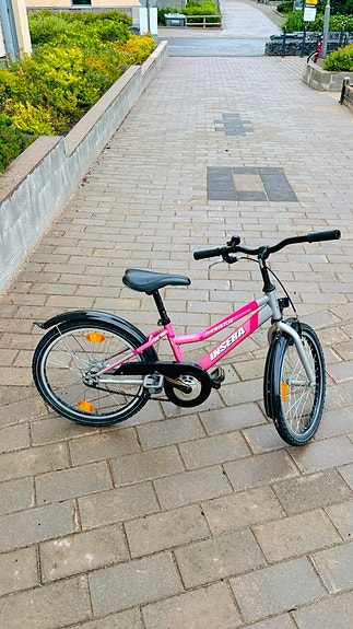Myydään Insera Eliminator 20” lastenpyörä