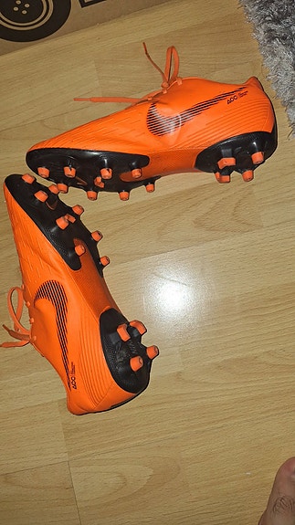 Jalkapallo kengät Nike Mercurial Vapor 12 Pro (Koko 40 / 25 cm) Napikset