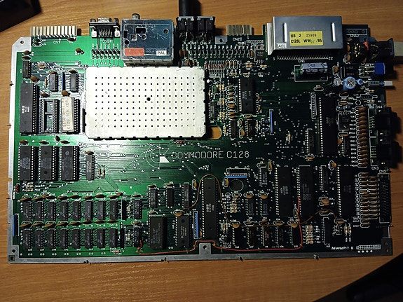 Commodore 128 emolevy