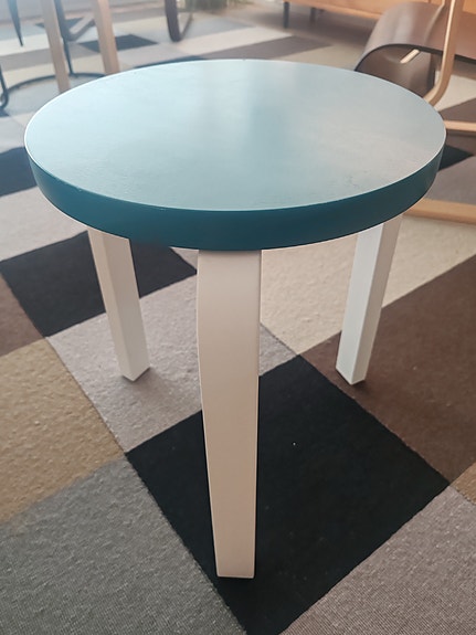Artek Alvar Aalto jakkara 60 turkoosi