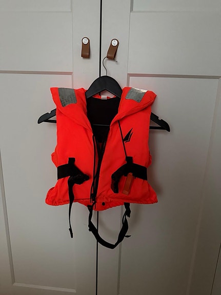Lasten pelastusliivi 10-20kg oranssi