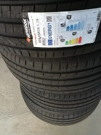 205/55R16 Hankook kesärenkaat sis työt