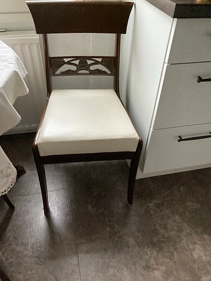 Biedermeier kalusto