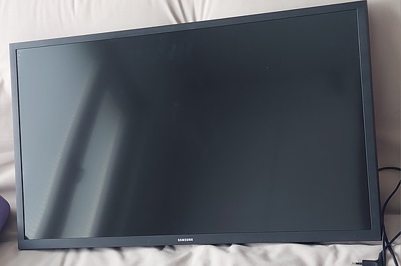 Samsung LED-näyttö / televisio