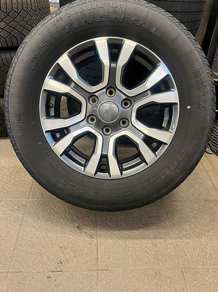 Ford Ranger vanteet hyvillä talvirenkailla