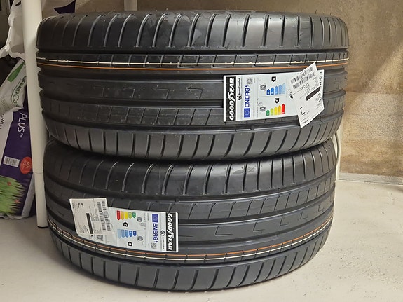 Goodyear F1 Asymmetric 3 SCT