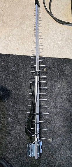 4G/5G-antenni FS5800 FINNSAT + lisäkaapelit