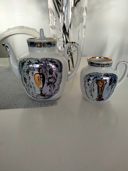 Lomonosov kannu ja kermakko(yhteishinta)