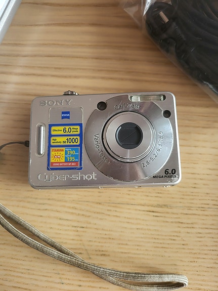 Sony Cyber-shot DSC-W50 digikamera 6.0 MP