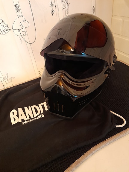 Bandit XXR kypärä koko S-56 cm