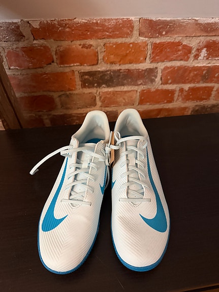 Nike mercurial sisäpelikengät