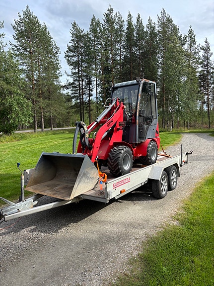 Pienkuormaaja