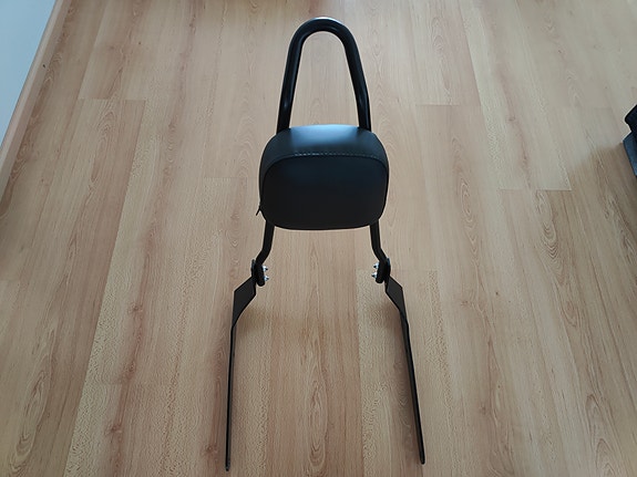 Moottoripyörä  Suzuki Intruder M800 2014 Sissy Bar