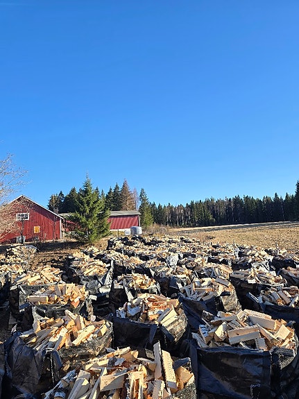 Myydään koivuklapia, Pieksämäki