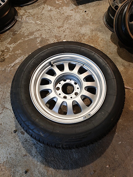 BMW alkuperäinen vararengas