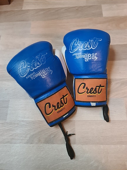 Crest nyrkkeilyhanskat 12oz koko M sininen valkoinen