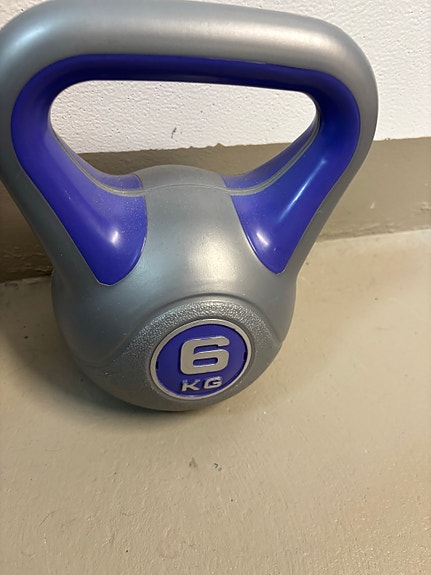 Gymstick kahvakuula 6 kg harmaa/sininen, sekä dvd ohjelma