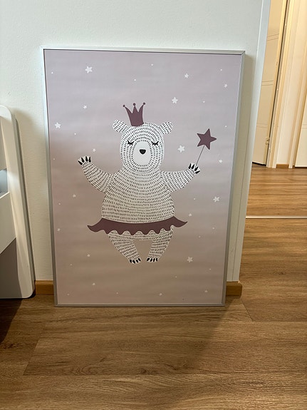 Taulu lastenhuoneeseen