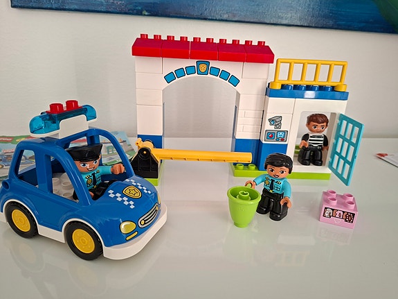 Poliisiasema, Lego Duplo