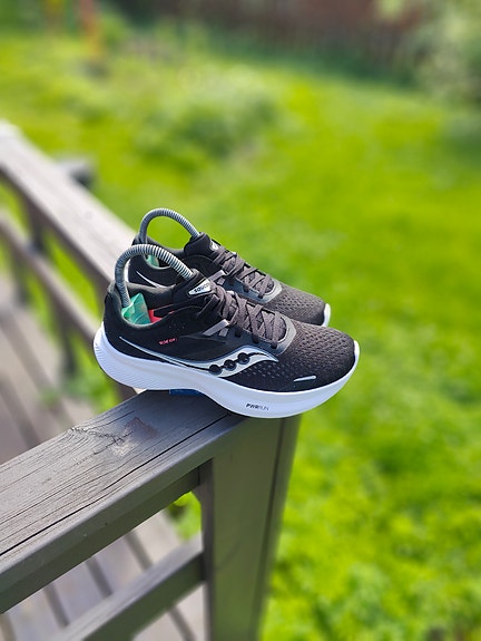 Saucony juoksukengät koko 37 musta