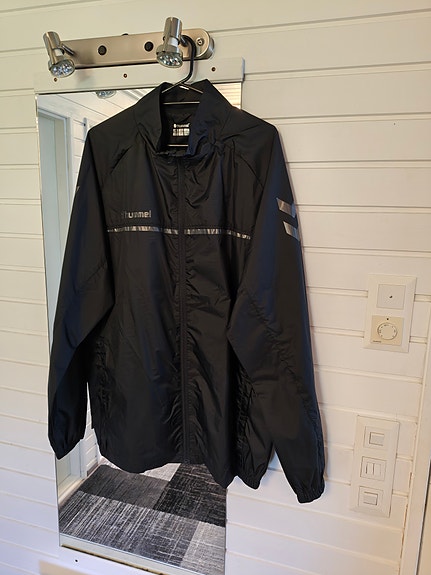 Hummel tuulitakki xxl