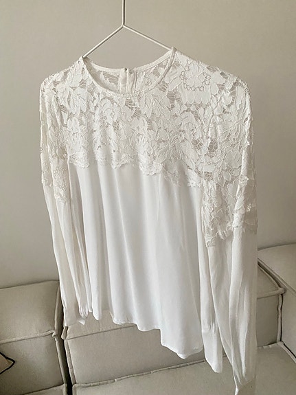 Valkoinen H&M pusero pitsillä (koko: 36)