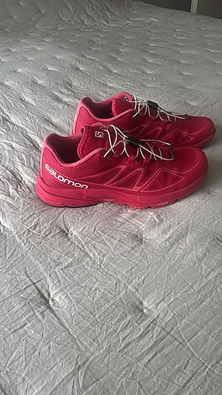 Salomon kengät 39 1/3