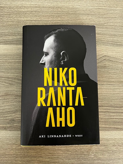 Niko Ranta-aho - kovakantinen kirja