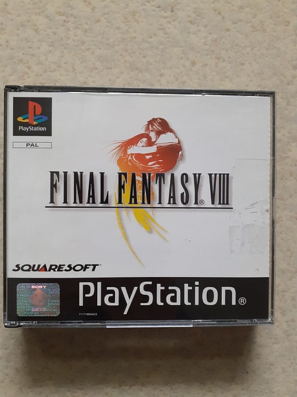 PS1 Final Fantasy VIII (ohjekirja puuttuu)