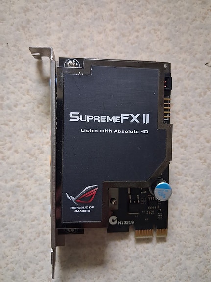 Asus Supreme FX 2 äänikortti