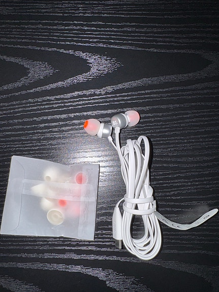JBL langalliset in-ear kuulokkeet valkoinen