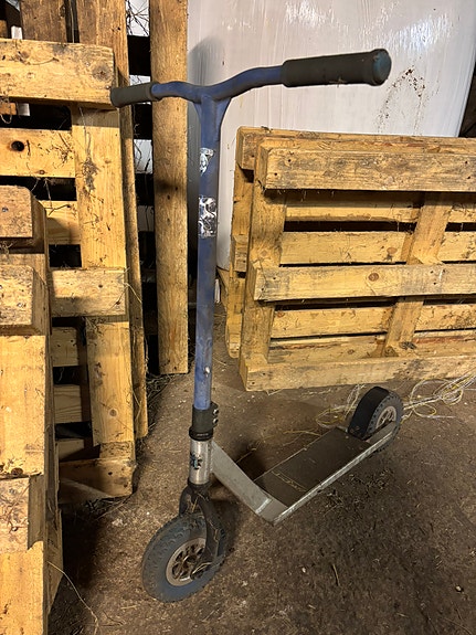 Dirt-Scootti