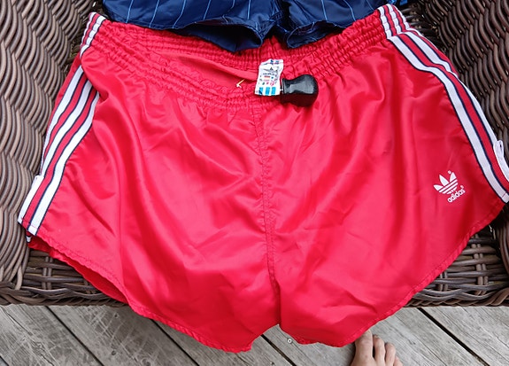 Adidas vintage shortsit 2kpl