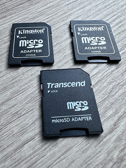 3x  Micro SD adapteri