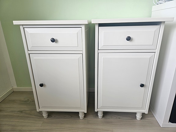 Ikea Hemnes yöpöytä x2