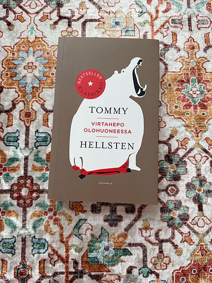 Tommy Hellsten: Virtahepo olohuoneessa -kirja