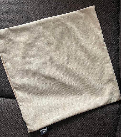 Vallila beige tyynynpäällinen