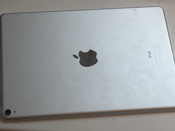 IPad Pro 10,5'' 64GB Wifi - TAKUU 12kk silver