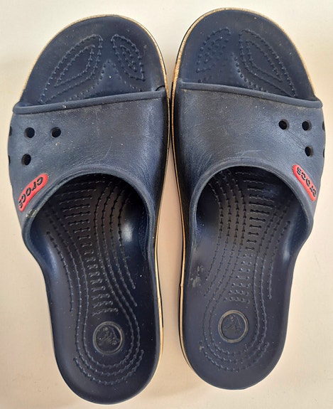 Crocs 5 7