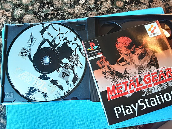 Play Station Metalgear pelit