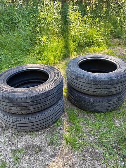 Pakettiauton kesärenkaat